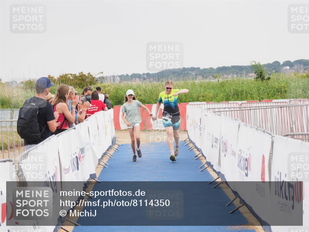 22.06.2025 - Viking Triathlon MichiJ http://msf.ph/oto/8114350 22.06.2025 16:45:57 Ziel 321 meine-sportfotos.de