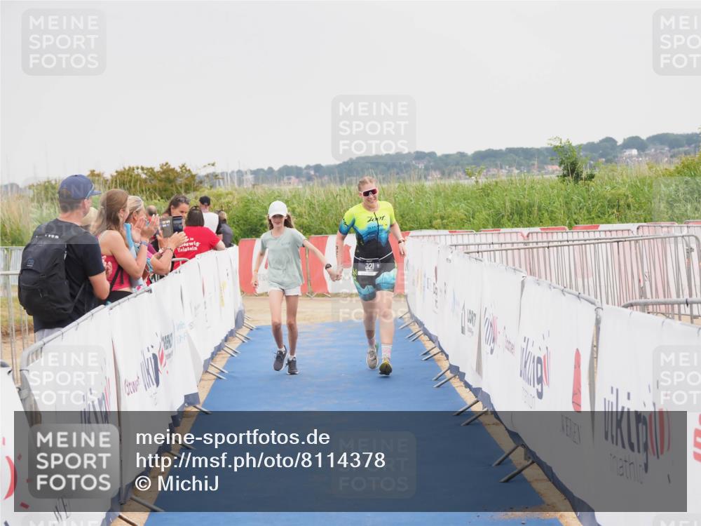 22.06.2025 - Viking Triathlon MichiJ http://msf.ph/oto/8114378 22.06.2025 16:45:58 Ziel 321 meine-sportfotos.de