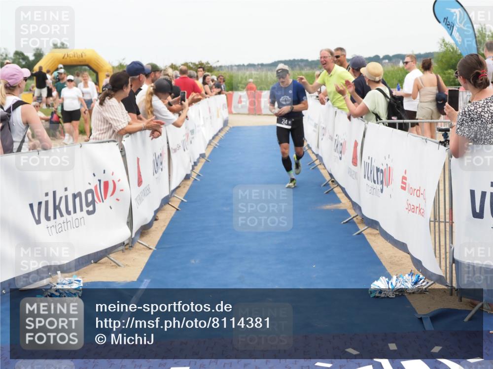 22.06.2025 - Viking Triathlon MichiJ http://msf.ph/oto/8114381 22.06.2025 15:05:12 Ziel 214 meine-sportfotos.de