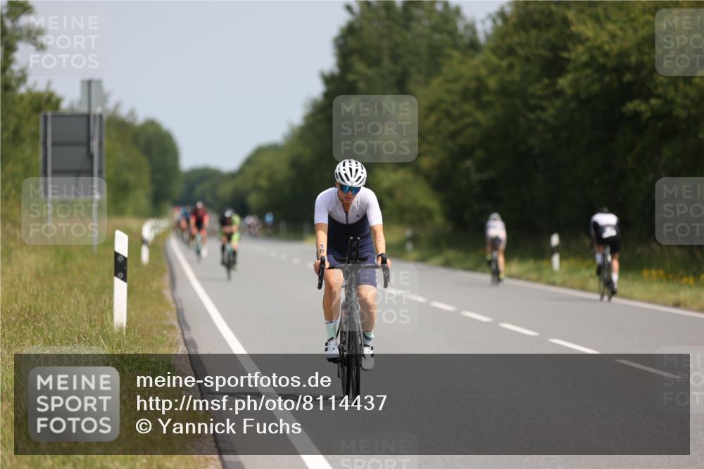 22.06.2025 - Viking Triathlon Yannick Fuchs http://msf.ph/oto/8114437 22.06.2025 11:39:35 Radfahren 18, 261, 263, 461, 522, 546, 612 meine-sportfotos.de