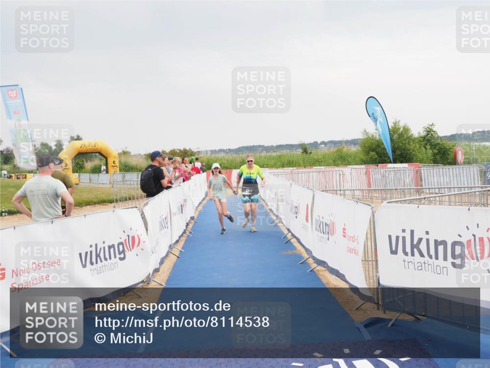 22.06.2025 - Viking Triathlon MichiJ http://msf.ph/oto/8114538 22.06.2025 16:45:59 Ziel 321 meine-sportfotos.de
