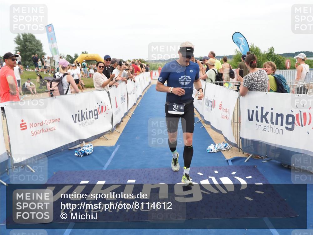 22.06.2025 - Viking Triathlon MichiJ http://msf.ph/oto/8114612 22.06.2025 15:05:15 Ziel 214 meine-sportfotos.de