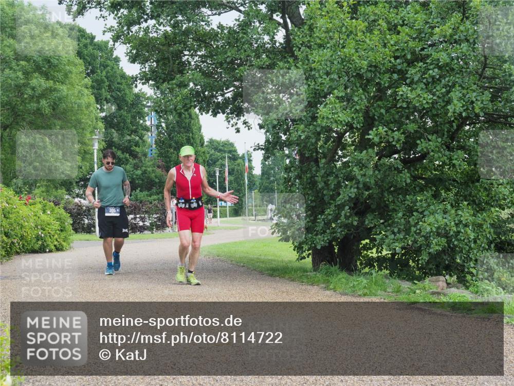 22.06.2025 - Viking Triathlon KatJ http://msf.ph/oto/8114722 22.06.2025 16:40:54 Laufen 160 meine-sportfotos.de