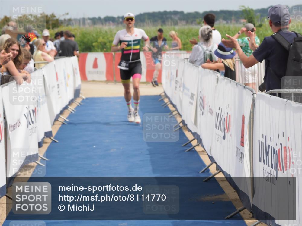 22.06.2025 - Viking Triathlon MichiJ http://msf.ph/oto/8114770 22.06.2025 14:55:12 Ziel 209, 278 meine-sportfotos.de
