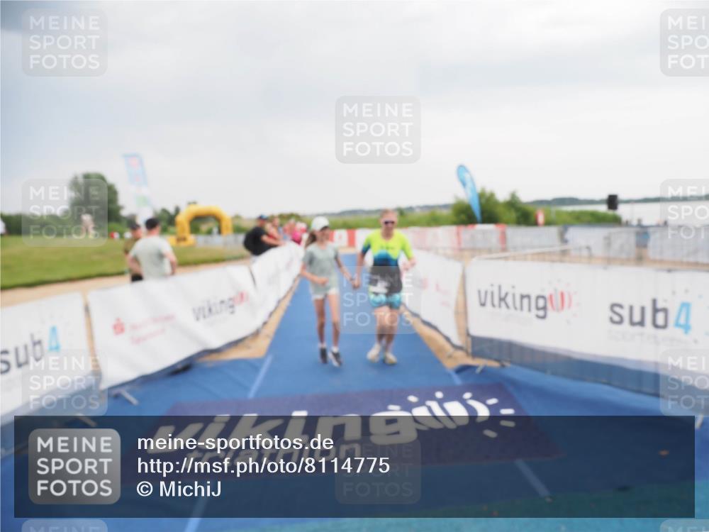 22.06.2025 - Viking Triathlon MichiJ http://msf.ph/oto/8114775 22.06.2025 16:46:02 Ziel 321 meine-sportfotos.de