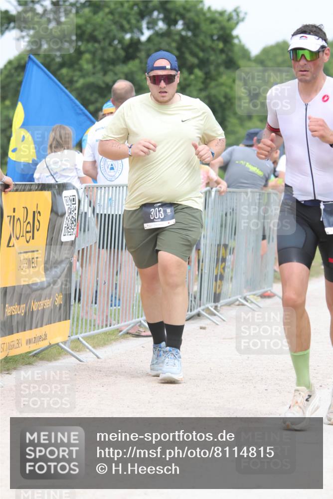 22.06.2025 - Viking Triathlon H.Heesch http://msf.ph/oto/8114815 22.06.2025 14:52:38 Laufen 68, 75, 303, 406, 450 meine-sportfotos.de