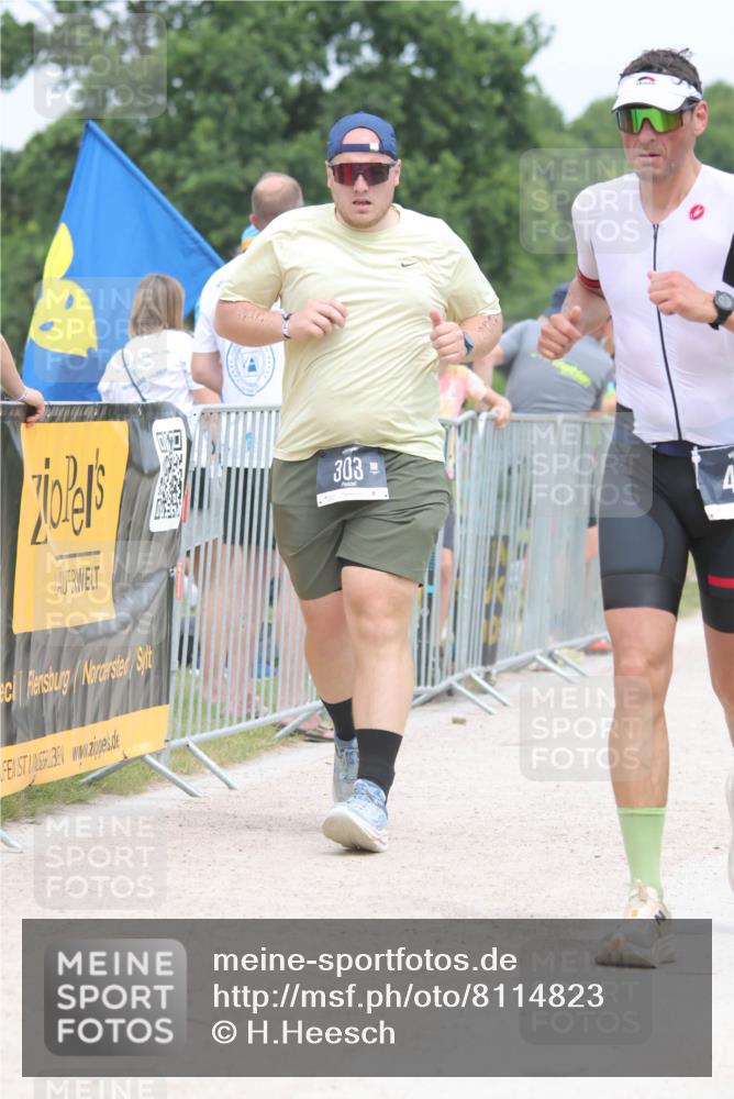 22.06.2025 - Viking Triathlon H.Heesch http://msf.ph/oto/8114823 22.06.2025 14:52:38 Laufen 68, 75, 303, 406, 450 meine-sportfotos.de