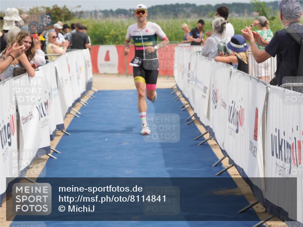22.06.2025 - Viking Triathlon MichiJ http://msf.ph/oto/8114841 22.06.2025 14:55:12 Ziel 209, 278 meine-sportfotos.de