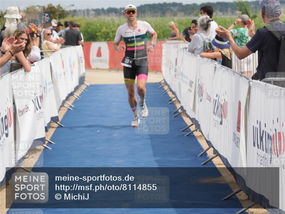 22.06.2025 - Viking Triathlon MichiJ http://msf.ph/oto/8114855 22.06.2025 14:55:12 Ziel 209, 278 meine-sportfotos.de