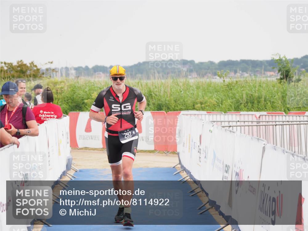 22.06.2025 - Viking Triathlon MichiJ http://msf.ph/oto/8114922 22.06.2025 16:46:37 Ziel 292 meine-sportfotos.de