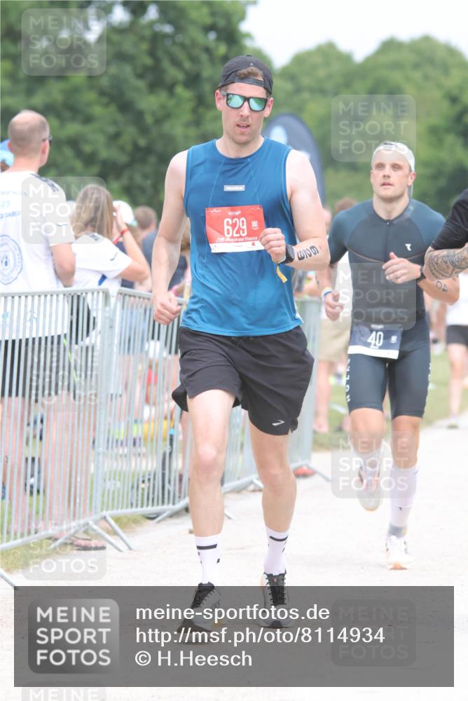22.06.2025 - Viking Triathlon H.Heesch http://msf.ph/oto/8114934 22.06.2025 14:52:47 Laufen 40, 303, 442 meine-sportfotos.de