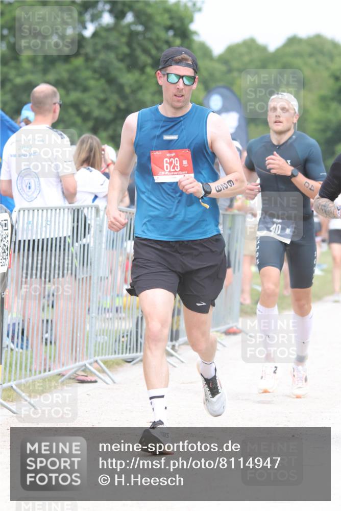 22.06.2025 - Viking Triathlon H.Heesch http://msf.ph/oto/8114947 22.06.2025 14:52:47 Laufen 40, 303, 442 meine-sportfotos.de