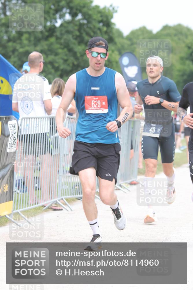 22.06.2025 - Viking Triathlon H.Heesch http://msf.ph/oto/8114960 22.06.2025 14:52:47 Laufen 40, 303, 442 meine-sportfotos.de
