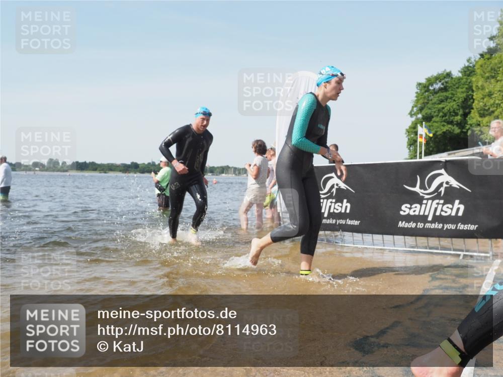 22.06.2025 - Viking Triathlon KatJ http://msf.ph/oto/8114963 22.06.2025 10:42:25 Schwimmen 16, 55, 65, 192, 281, 290, 318, 326, 427, 460, 465 meine-sportfotos.de