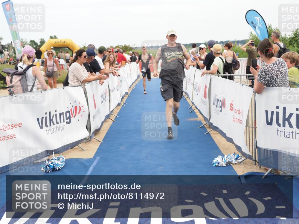22.06.2025 - Viking Triathlon MichiJ http://msf.ph/oto/8114972 22.06.2025 15:05:28 Ziel 443 meine-sportfotos.de