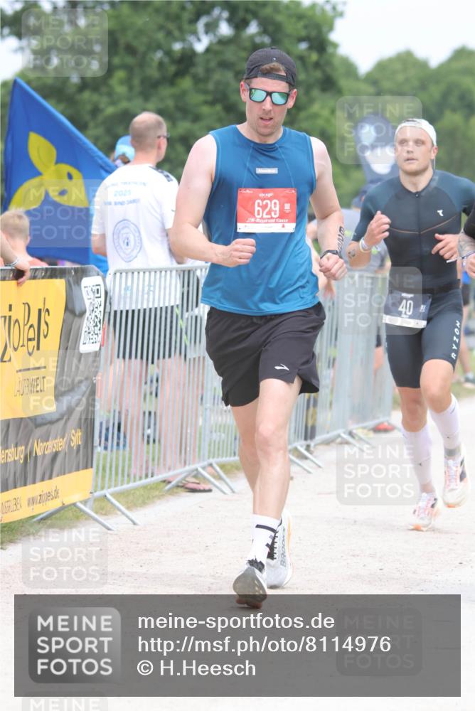 22.06.2025 - Viking Triathlon H.Heesch http://msf.ph/oto/8114976 22.06.2025 14:52:47 Laufen 40, 303, 442 meine-sportfotos.de