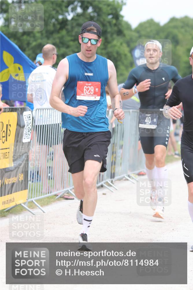 22.06.2025 - Viking Triathlon H.Heesch http://msf.ph/oto/8114984 22.06.2025 14:52:48 Laufen 40, 442 meine-sportfotos.de