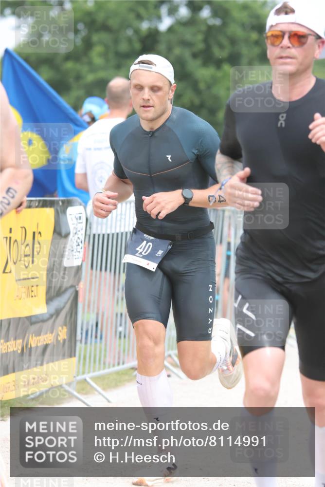 22.06.2025 - Viking Triathlon H.Heesch http://msf.ph/oto/8114991 22.06.2025 14:52:49 Laufen 40, 442 meine-sportfotos.de