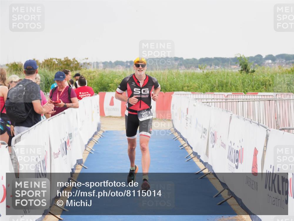 22.06.2025 - Viking Triathlon MichiJ http://msf.ph/oto/8115014 22.06.2025 16:46:38 Ziel 292 meine-sportfotos.de