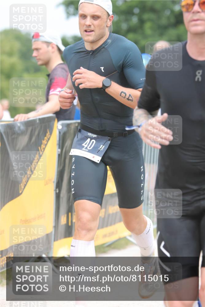 22.06.2025 - Viking Triathlon H.Heesch http://msf.ph/oto/8115015 22.06.2025 14:52:49 Laufen 40, 442 meine-sportfotos.de