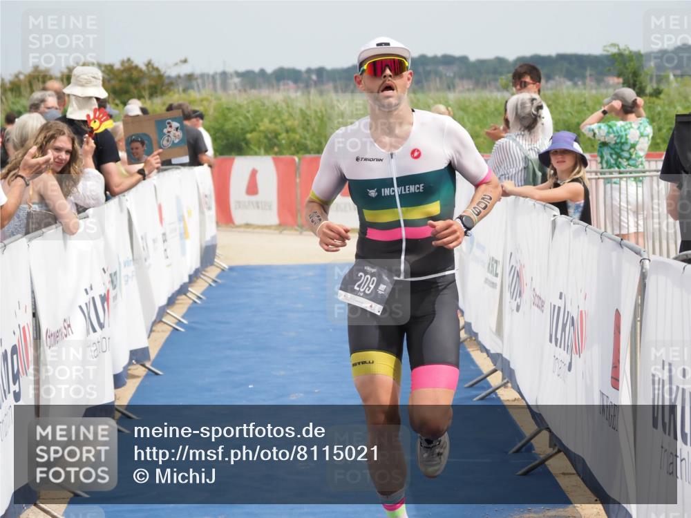 22.06.2025 - Viking Triathlon MichiJ http://msf.ph/oto/8115021 22.06.2025 14:55:14 Ziel 209, 278 meine-sportfotos.de