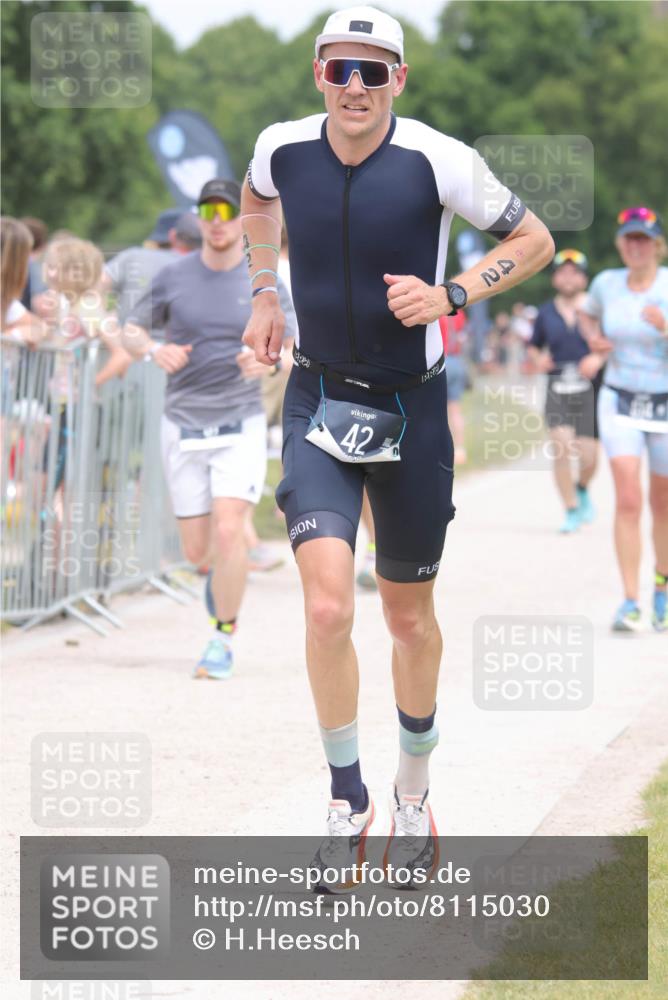 22.06.2025 - Viking Triathlon H.Heesch http://msf.ph/oto/8115030 22.06.2025 14:52:57 Laufen 31, 42, 514 meine-sportfotos.de