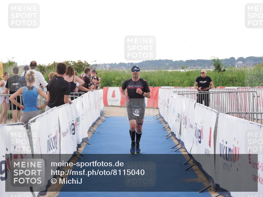 22.06.2025 - Viking Triathlon MichiJ http://msf.ph/oto/8115040 22.06.2025 16:26:33 Ziel 410 meine-sportfotos.de