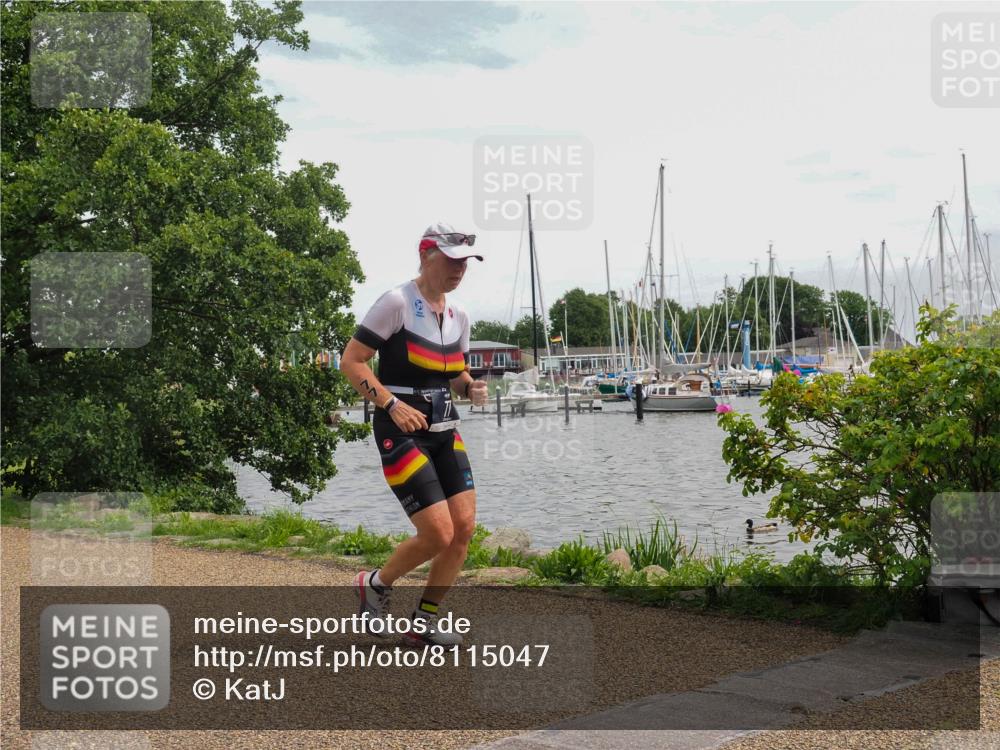 22.06.2025 - Viking Triathlon KatJ http://msf.ph/oto/8115047 22.06.2025 15:08:57 Laufen 77 meine-sportfotos.de