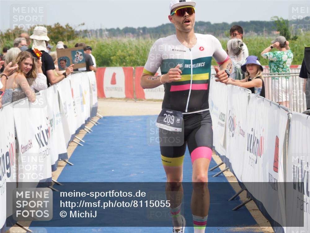 22.06.2025 - Viking Triathlon MichiJ http://msf.ph/oto/8115055 22.06.2025 14:55:14 Ziel 209, 278 meine-sportfotos.de