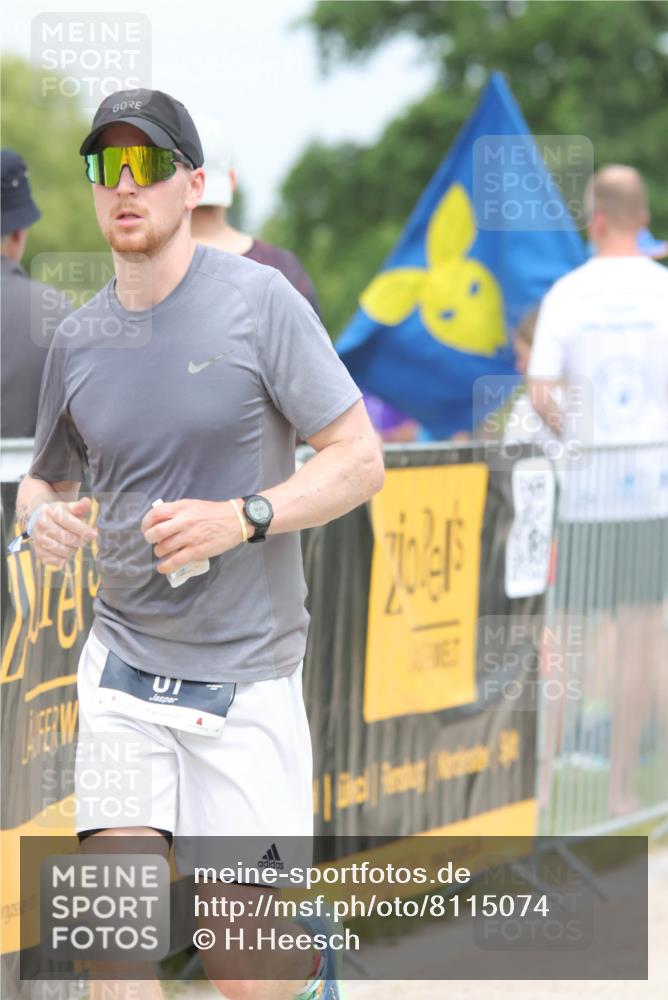 22.06.2025 - Viking Triathlon H.Heesch http://msf.ph/oto/8115074 22.06.2025 14:53:01 Laufen 31, 42, 333, 514 meine-sportfotos.de