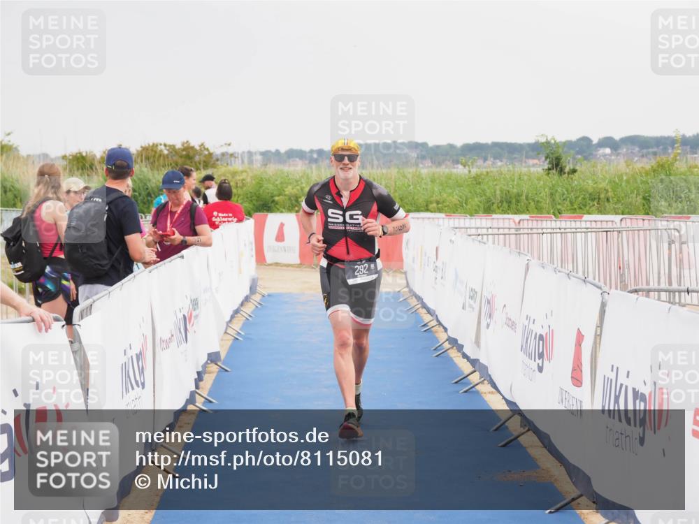 22.06.2025 - Viking Triathlon MichiJ http://msf.ph/oto/8115081 22.06.2025 16:46:38 Ziel 292 meine-sportfotos.de