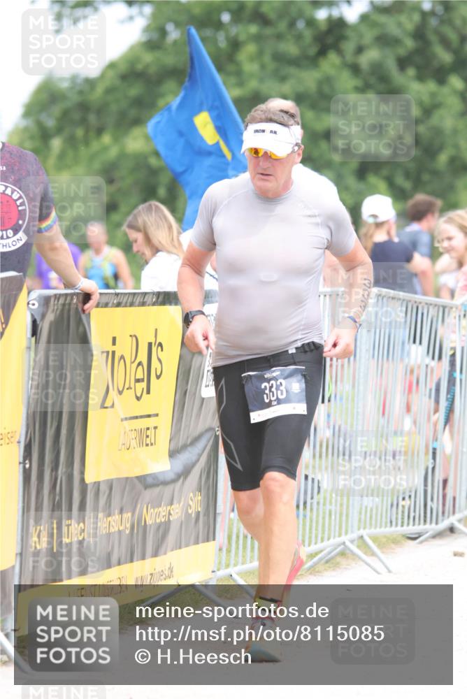 22.06.2025 - Viking Triathlon H.Heesch http://msf.ph/oto/8115085 22.06.2025 14:53:02 Laufen 31, 42, 333, 514 meine-sportfotos.de