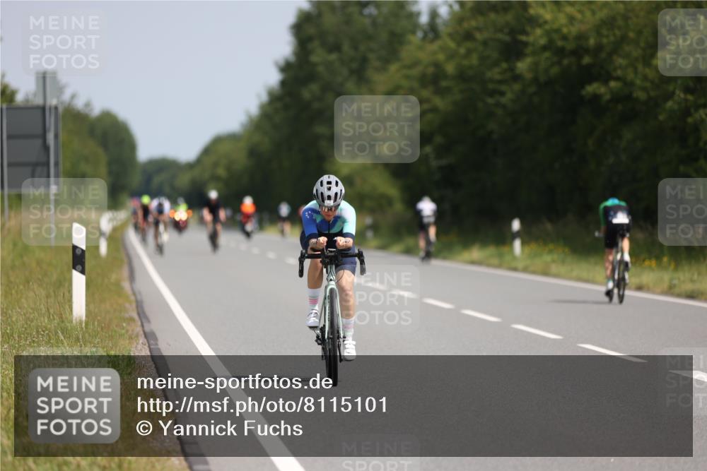 22.06.2025 - Viking Triathlon Yannick Fuchs http://msf.ph/oto/8115101 22.06.2025 11:39:54 Radfahren 19, 38, 123, 127, 377, 388, 395, 407, 467, 550, 554 meine-sportfotos.de