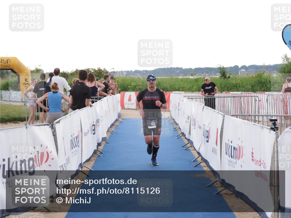 22.06.2025 - Viking Triathlon MichiJ http://msf.ph/oto/8115126 22.06.2025 16:26:33 Ziel 410 meine-sportfotos.de