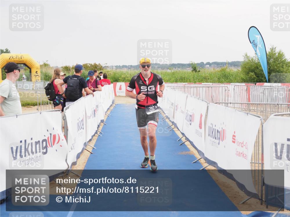 22.06.2025 - Viking Triathlon MichiJ http://msf.ph/oto/8115221 22.06.2025 16:46:39 Ziel 292 meine-sportfotos.de
