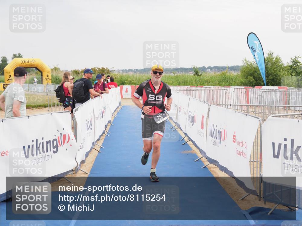 22.06.2025 - Viking Triathlon MichiJ http://msf.ph/oto/8115254 22.06.2025 16:46:39 Ziel 292 meine-sportfotos.de
