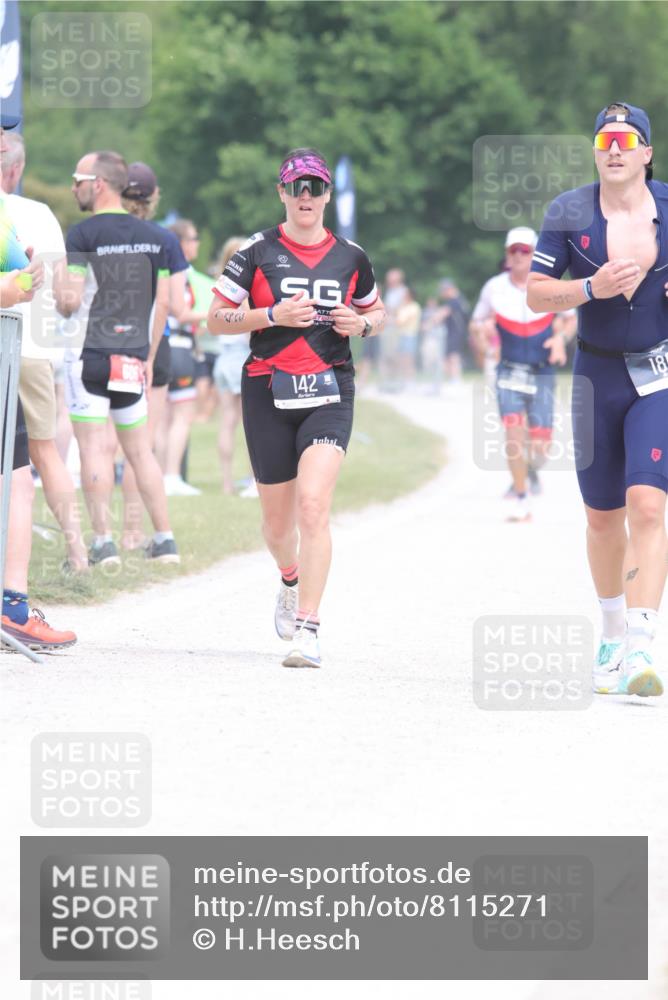 22.06.2025 - Viking Triathlon H.Heesch http://msf.ph/oto/8115271 22.06.2025 14:53:17 Laufen 142, 180, 486 meine-sportfotos.de