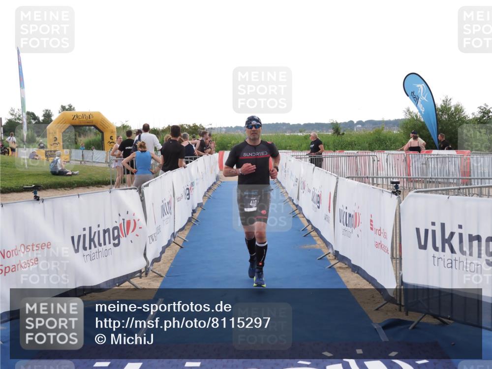 22.06.2025 - Viking Triathlon MichiJ http://msf.ph/oto/8115297 22.06.2025 16:26:35 Ziel 410 meine-sportfotos.de
