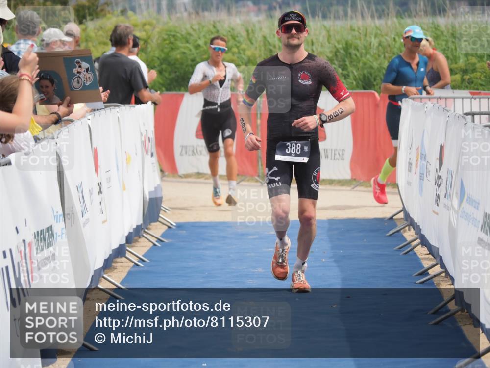 22.06.2025 - Viking Triathlon MichiJ http://msf.ph/oto/8115307 22.06.2025 14:55:33 Ziel 30, 388 meine-sportfotos.de