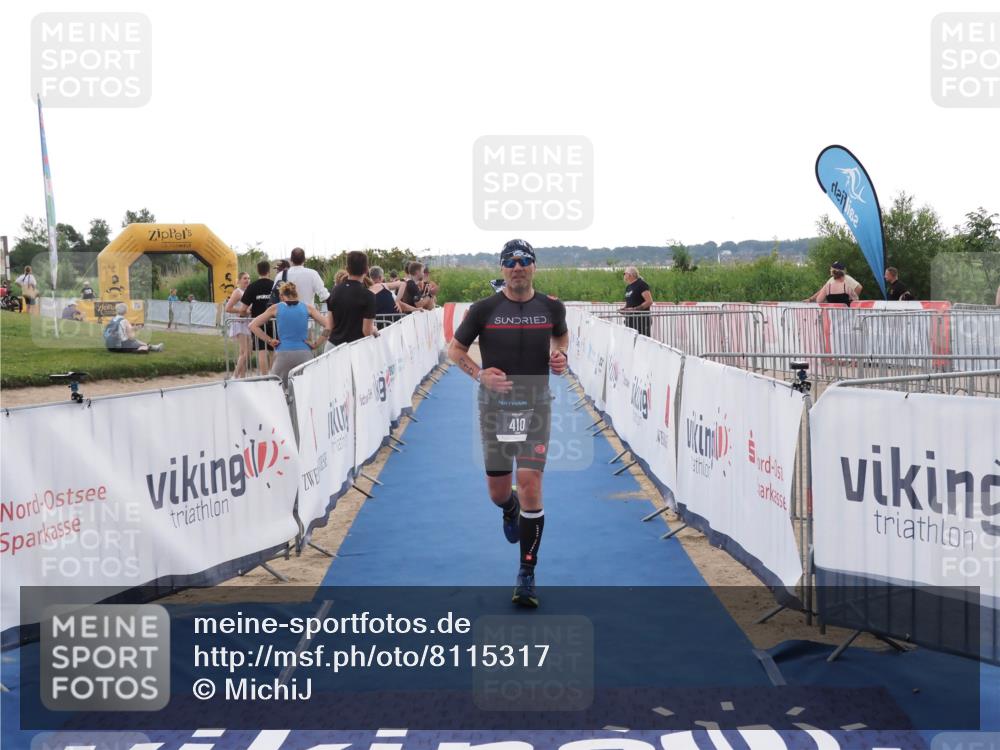 22.06.2025 - Viking Triathlon MichiJ http://msf.ph/oto/8115317 22.06.2025 16:26:35 Ziel 410 meine-sportfotos.de