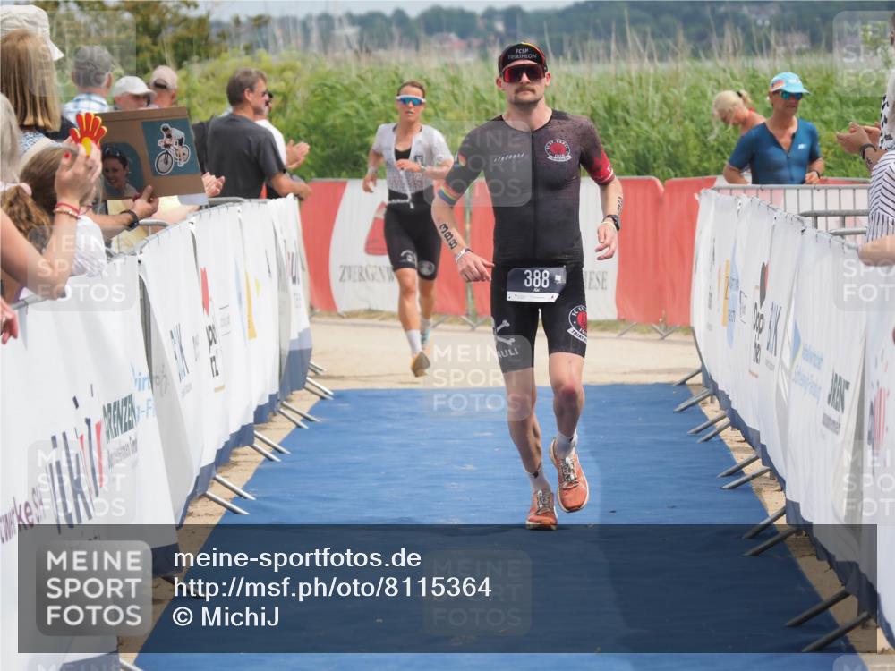 22.06.2025 - Viking Triathlon MichiJ http://msf.ph/oto/8115364 22.06.2025 14:55:33 Ziel 30, 388 meine-sportfotos.de