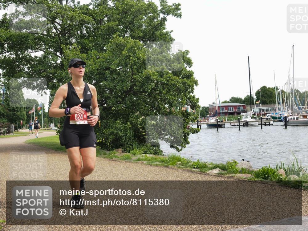 22.06.2025 - Viking Triathlon KatJ http://msf.ph/oto/8115380 22.06.2025 15:09:05 Laufen 412, 624 meine-sportfotos.de