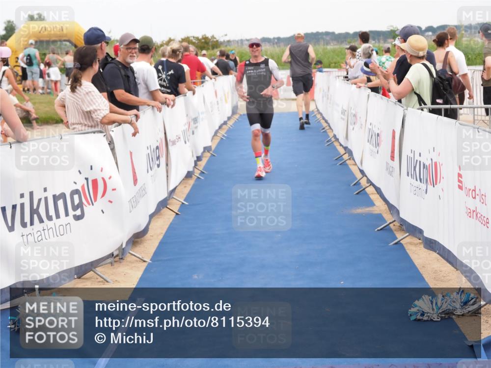 22.06.2025 - Viking Triathlon MichiJ http://msf.ph/oto/8115394 22.06.2025 15:05:44 Ziel 491, 492 meine-sportfotos.de