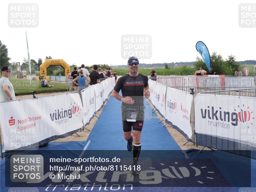 22.06.2025 - Viking Triathlon MichiJ http://msf.ph/oto/8115418 22.06.2025 16:26:36 Ziel 410 meine-sportfotos.de