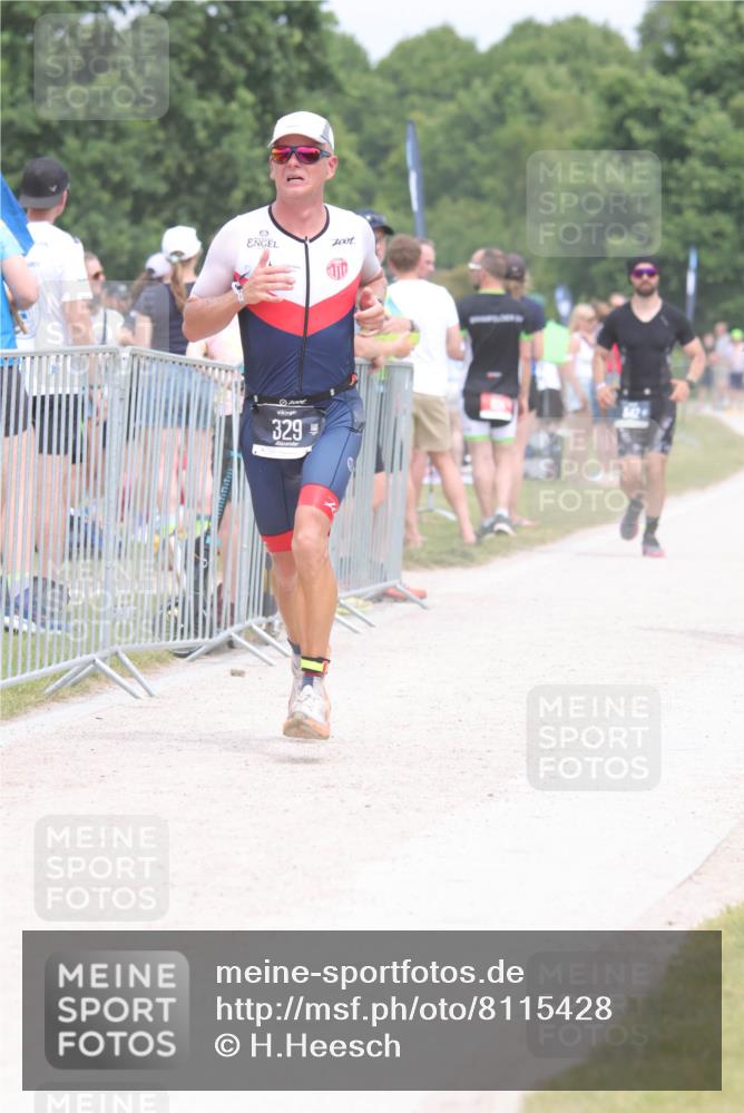 22.06.2025 - Viking Triathlon H.Heesch http://msf.ph/oto/8115428 22.06.2025 14:53:26 Laufen 142, 180, 329, 478 meine-sportfotos.de