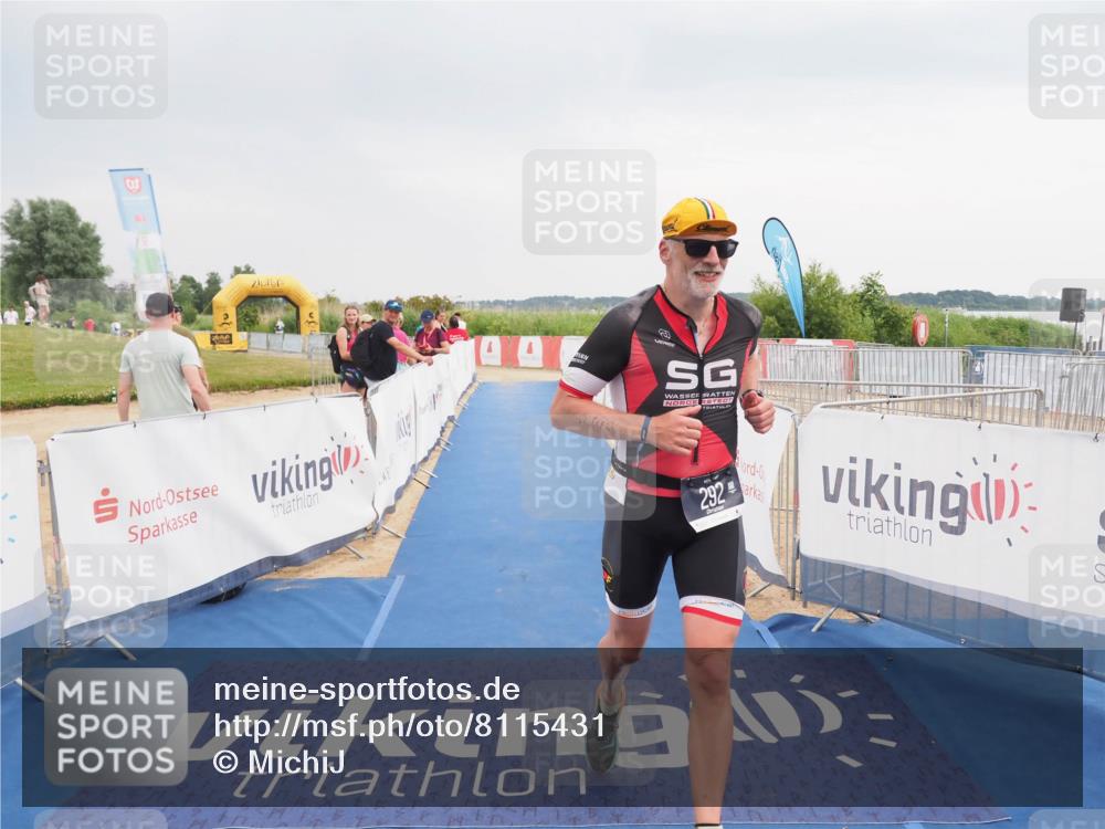 22.06.2025 - Viking Triathlon MichiJ http://msf.ph/oto/8115431 22.06.2025 16:46:41 Ziel 292 meine-sportfotos.de