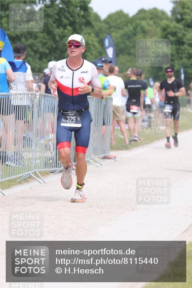 22.06.2025 - Viking Triathlon H.Heesch http://msf.ph/oto/8115440 22.06.2025 14:53:26 Laufen 142, 180, 329, 478 meine-sportfotos.de