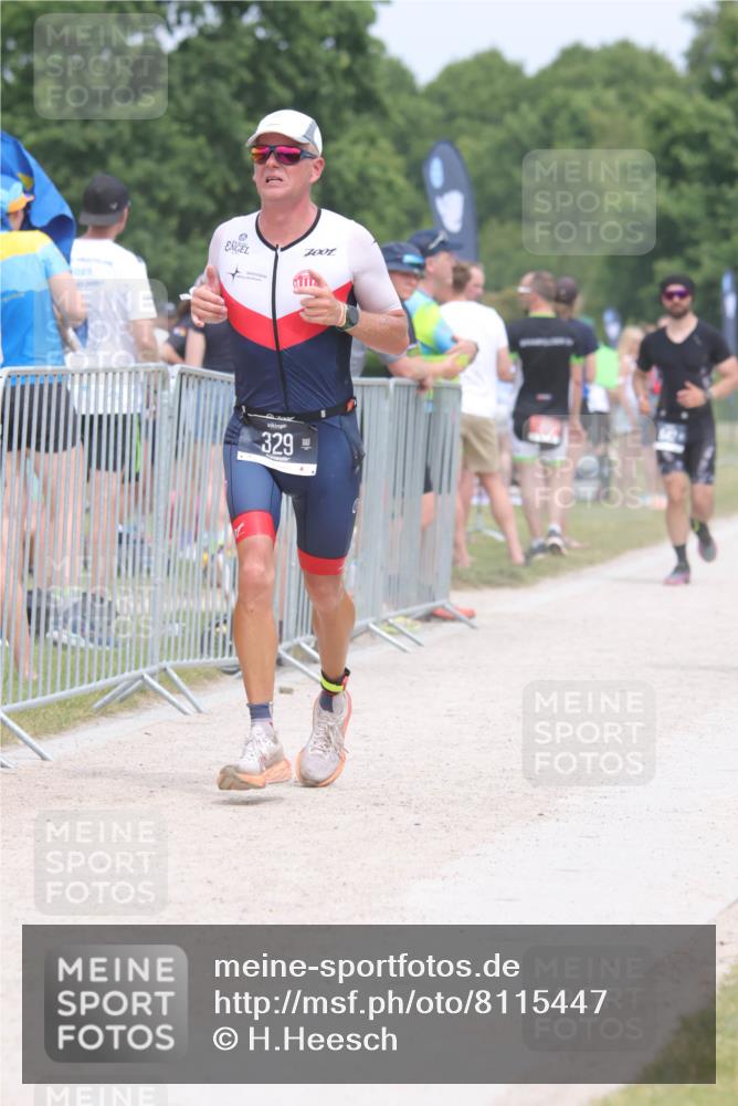 22.06.2025 - Viking Triathlon H.Heesch http://msf.ph/oto/8115447 22.06.2025 14:53:27 Laufen 142, 180, 329, 478 meine-sportfotos.de