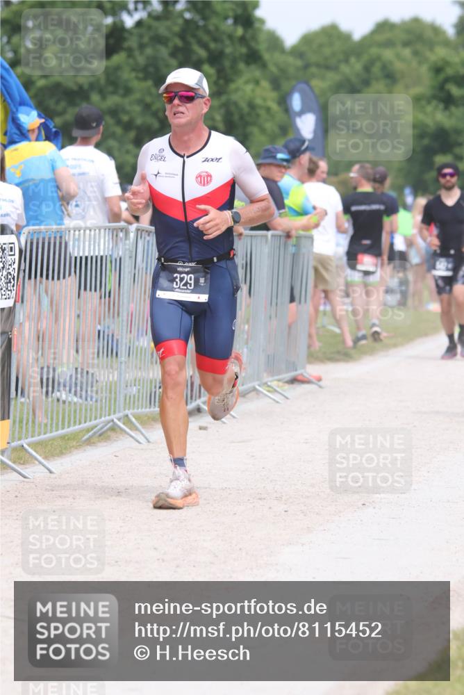 22.06.2025 - Viking Triathlon H.Heesch http://msf.ph/oto/8115452 22.06.2025 14:53:27 Laufen 142, 180, 329, 478 meine-sportfotos.de