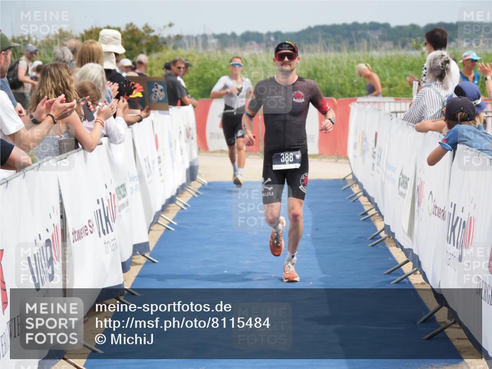 22.06.2025 - Viking Triathlon MichiJ http://msf.ph/oto/8115484 22.06.2025 14:55:34 Ziel 30, 388 meine-sportfotos.de